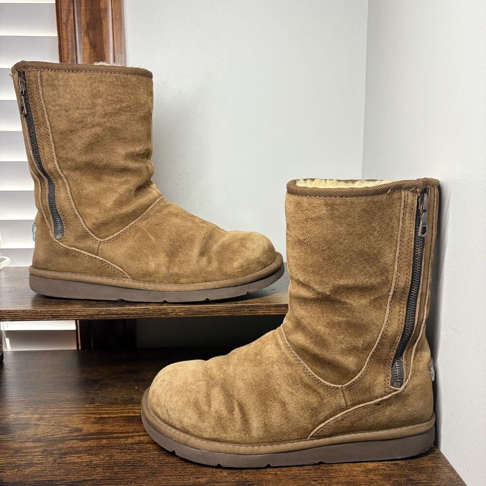UGG Australia Sundance II 5326 Chestnut Sheepskin Zip Boots Womens 9